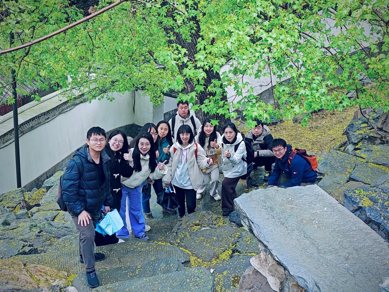 Spring tour to Beihai Park
